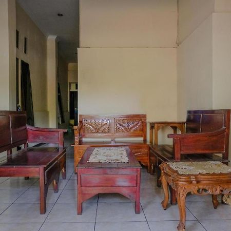 Sawojajar Inn Malang Exterior photo